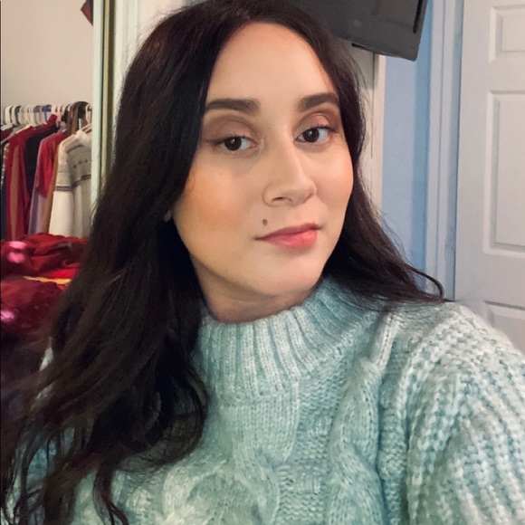 Meet your Posher, Isabel - Picture 2 of 5